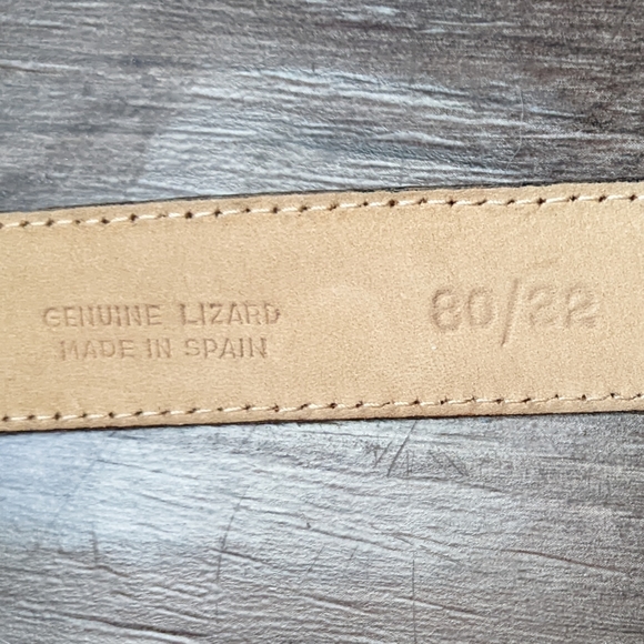 Bullock & Jones - 80/22 Spanish Classic Lizard Skin Belt | Size 32: Cognac Brown - Picture 4 of 5